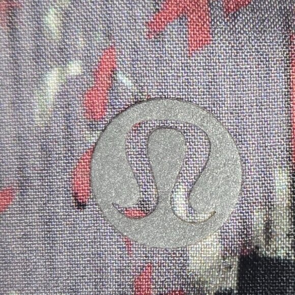 Lululemon Tracker Short V *4" - 12 Floral Flux Multi - Picture 5 of 6
